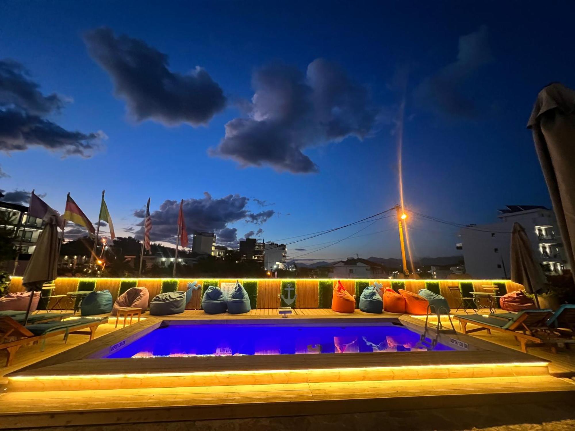 Two Mermaids Hotel Ksamil